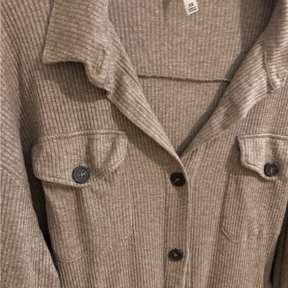 Zenana Pumpkin Spice and Everything Nice Shacket Mocha Brown Pockets Plus 3X - Picture 2 of 10